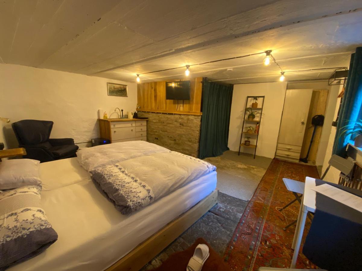 Art Boutique Budget Apartment Im Hinterhof Menden Altstadt Extérieur photo